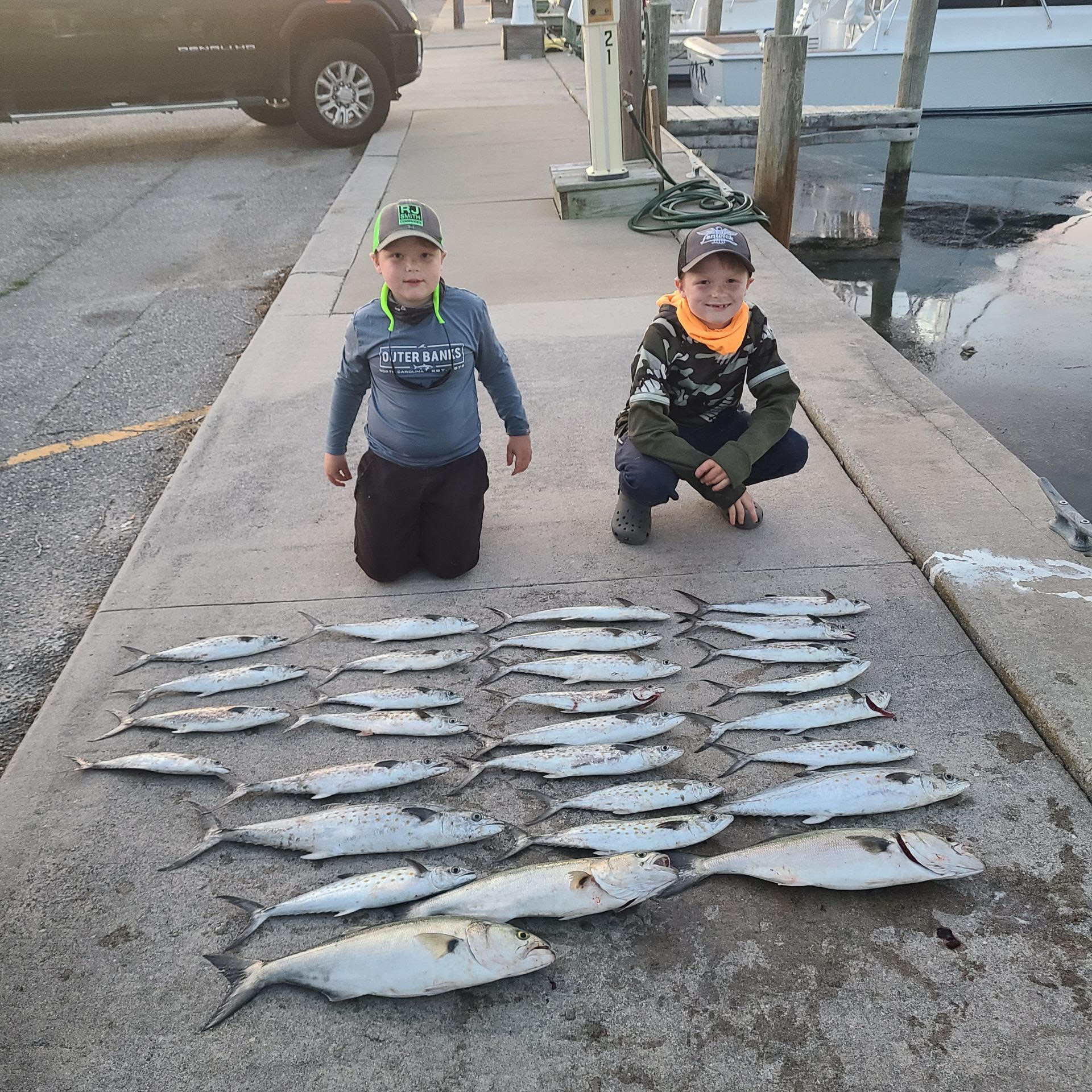 Hatteras Fishing Aboard the Hook Up The Hook Up Charter